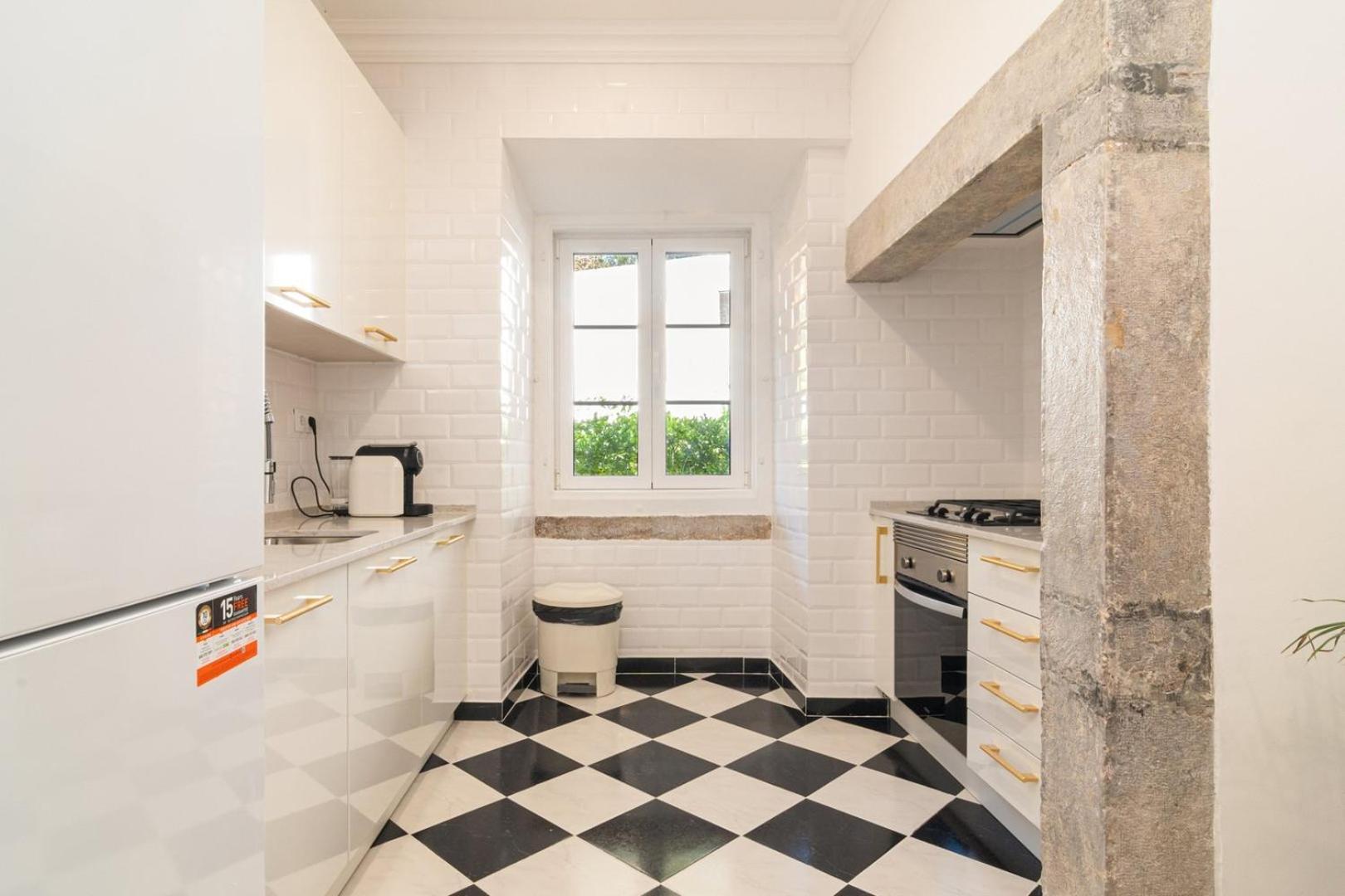 Guestready - Priorado - Yellow Suite Лиссабон Экстерьер фото